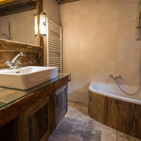 Untersillerhof مزرعة للإقامة